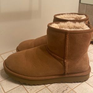 Ugg Women’s Classic Mini II Boot